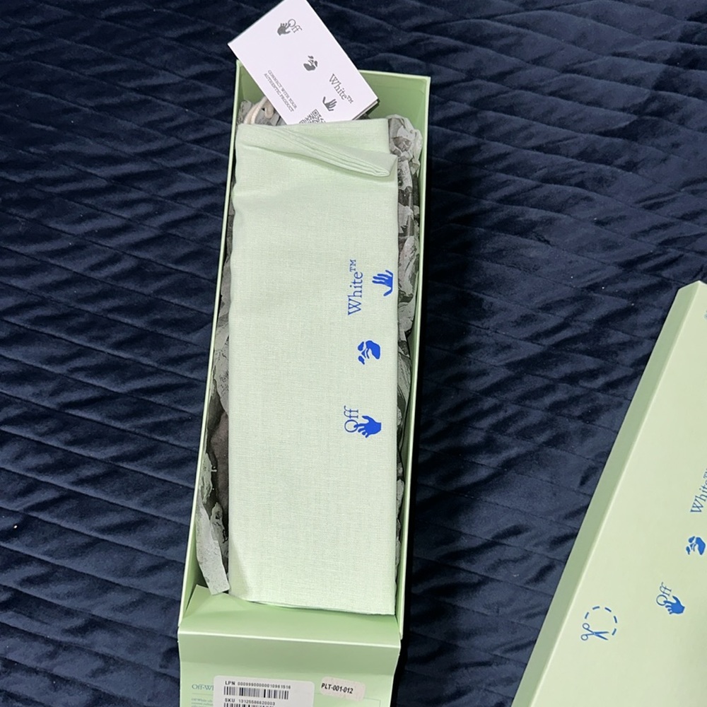 OFF WHITE SANDALS - Picture 8 of 8